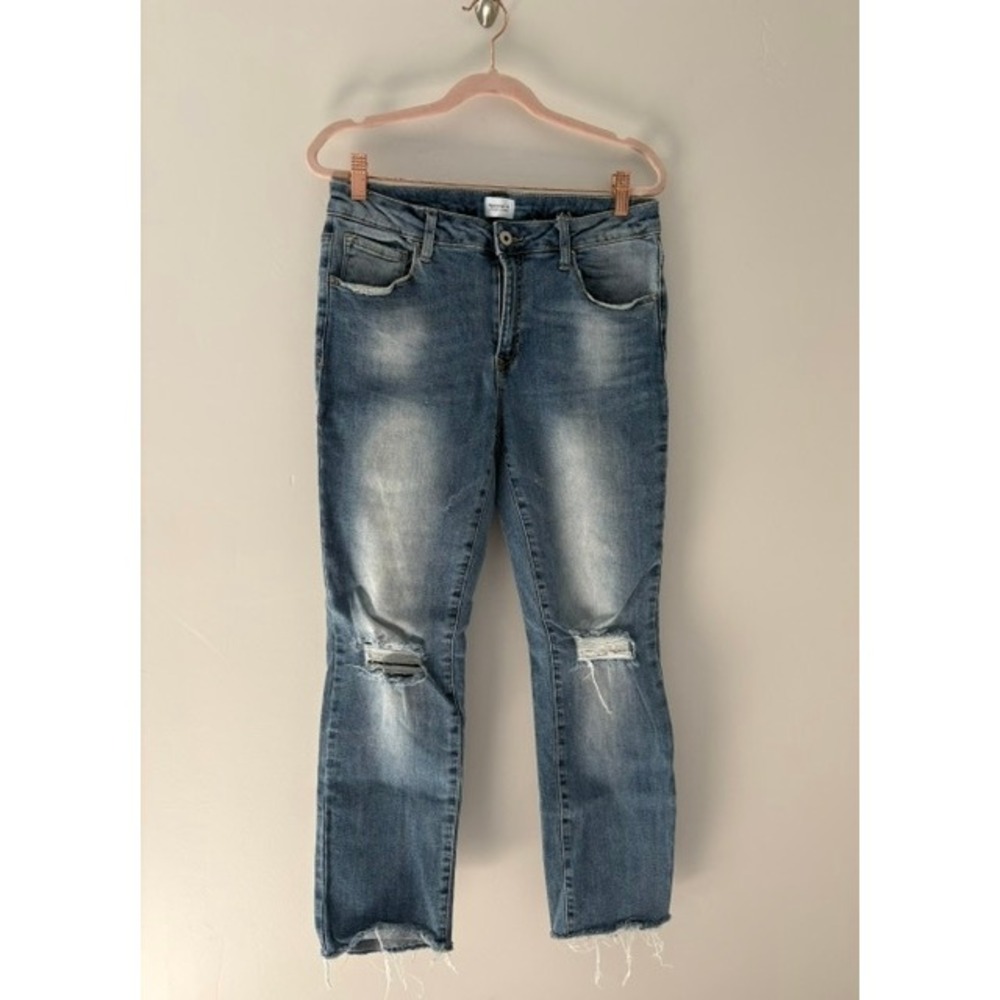 Special A Los Angeles Distressed Straight Leg Jeans Medium Wash Frayed Hem 13‎
